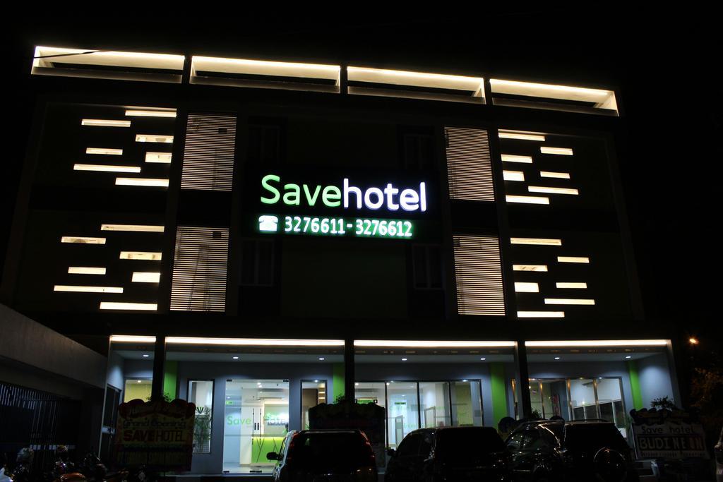 Save Hotel Banjarmasin  Exterior photo